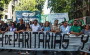 ARGENTINA: UNA FAMILIA TIPO NECESITA 17.867 PESOS PARA NO SER POBRE